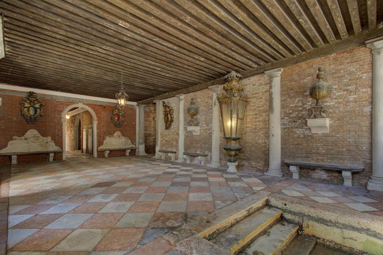 Doge Stair, Gorgeous - Bbc Venice Grand 2024 Tour Recorded Here! Exteriör bild